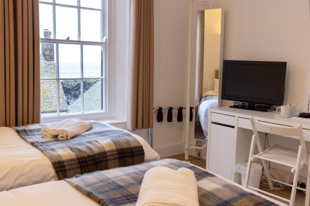 Cadgwith Cove Inn Habitación foto
